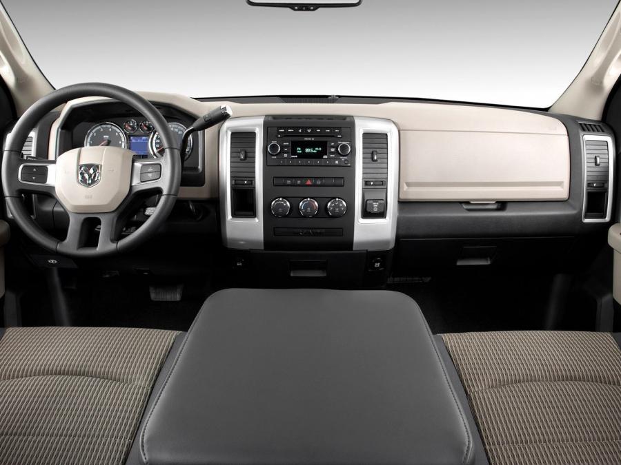  Dodge Ram 1500 Regular Cab 2008 года  (фото 5 из 10)
